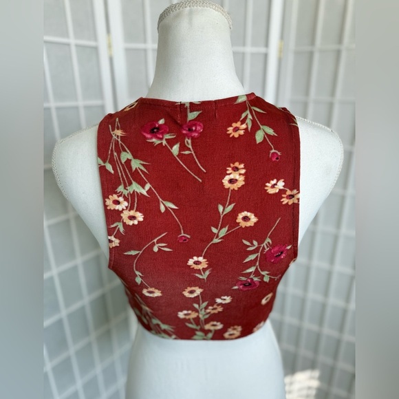 WeWoreWhat Danielle Bernstein Cropped Top Roses and Daisies| XS🔥CLEAR THE CLOSET - Picture 4 of 7